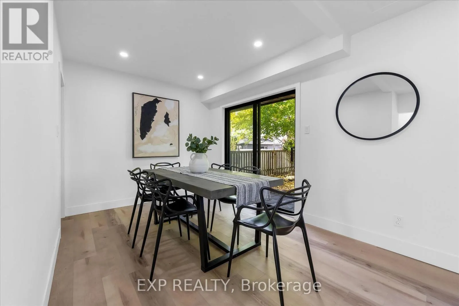 39 GRANDFIELD STREET