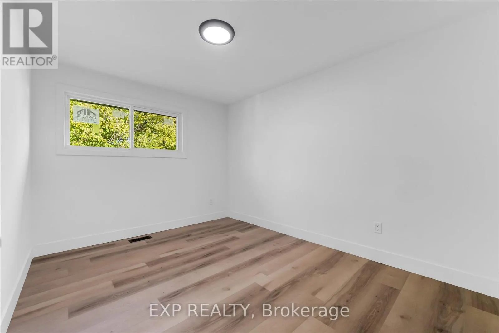 39 GRANDFIELD STREET