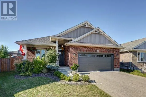 125 OLD FIELD LANE S