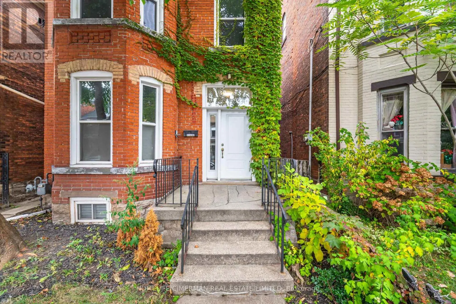 UNIT #2 - SECOND FLOOR - 67 WEST AVENUE N