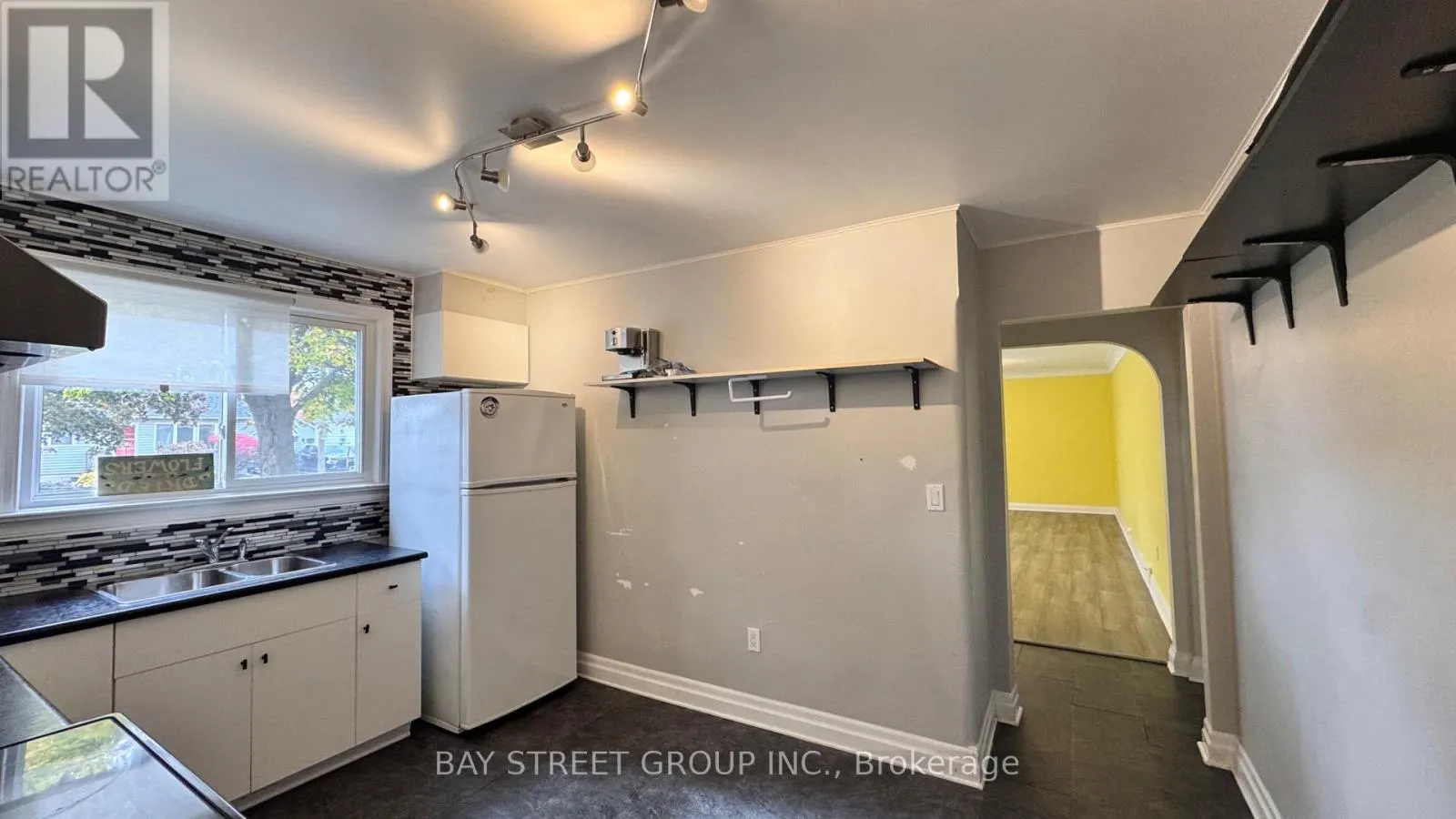 6565 STAMFORD GREEN DRIVE