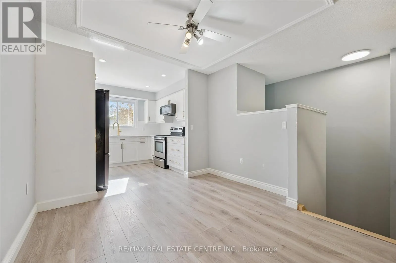 5 - 589 BEECHWOOD DRIVE