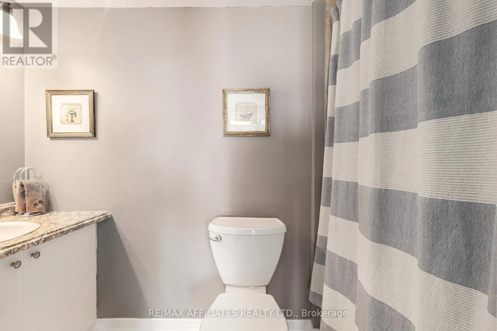 407 - 2760 CAROUSEL CRESCENT