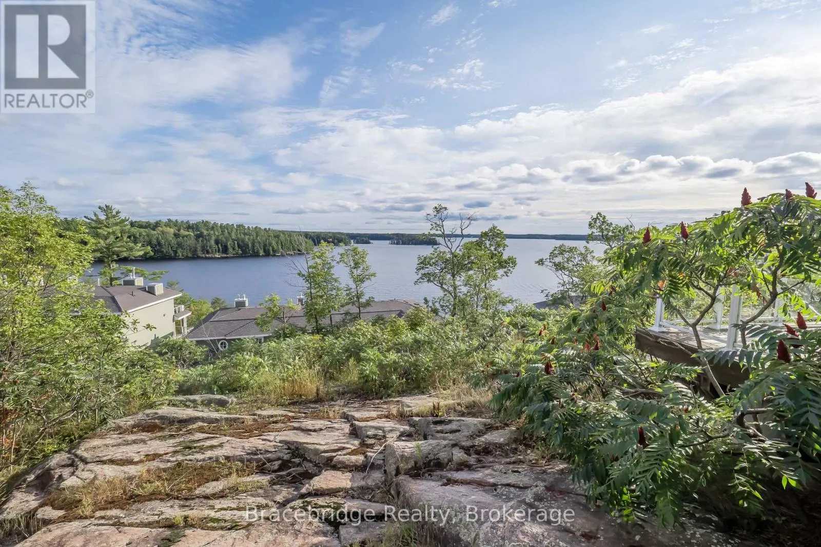 1869 MUSKOKA RD 118 W HIGHWAY