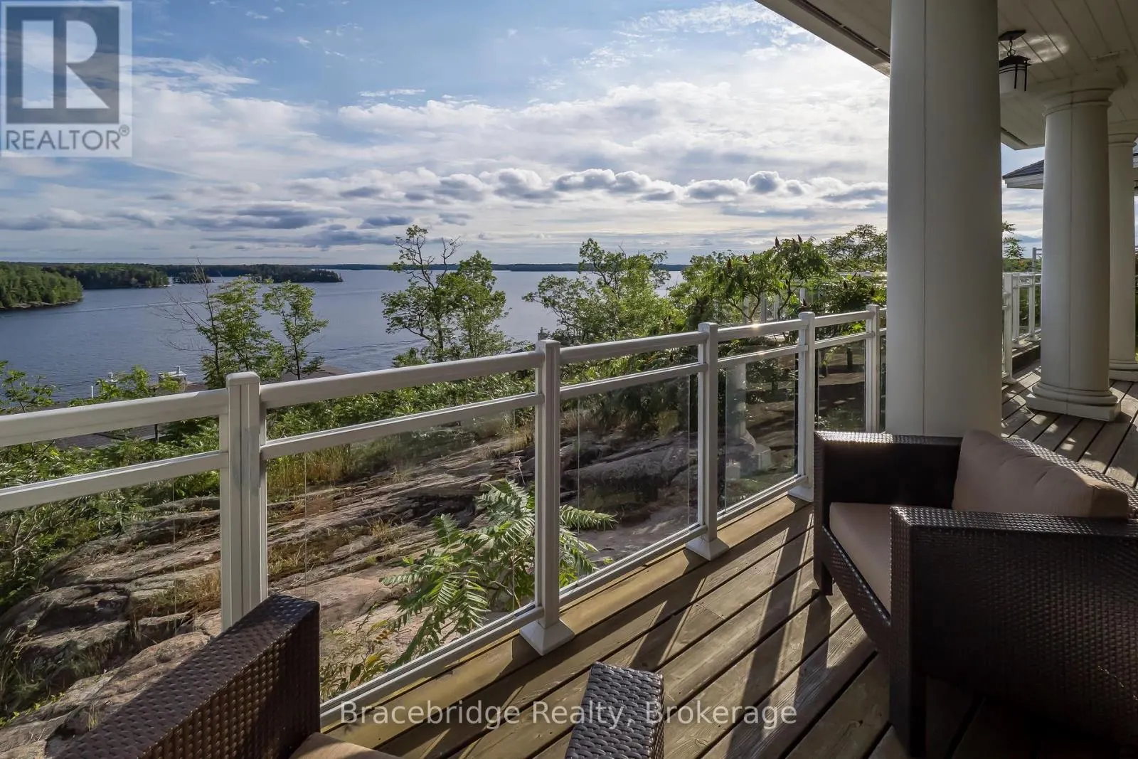 1869 MUSKOKA RD 118 W HIGHWAY