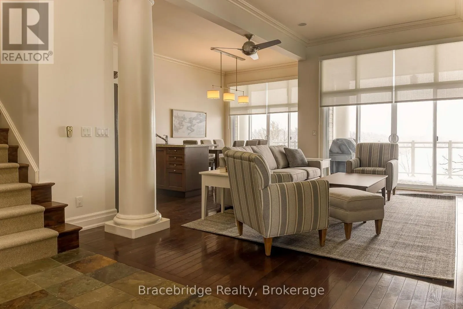 1869 MUSKOKA RD 118 W HIGHWAY