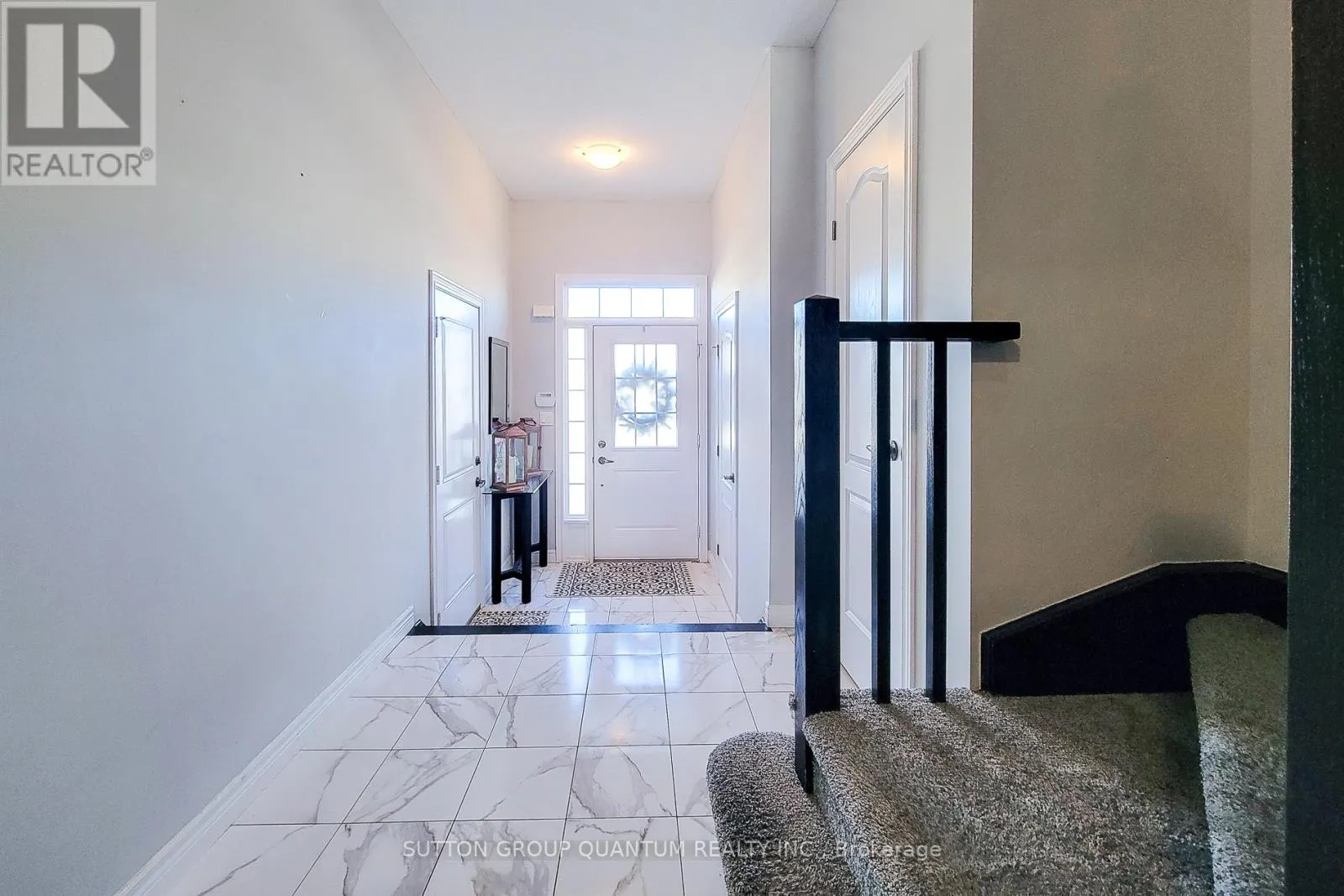 33 FAIRGROUNDS DRIVE