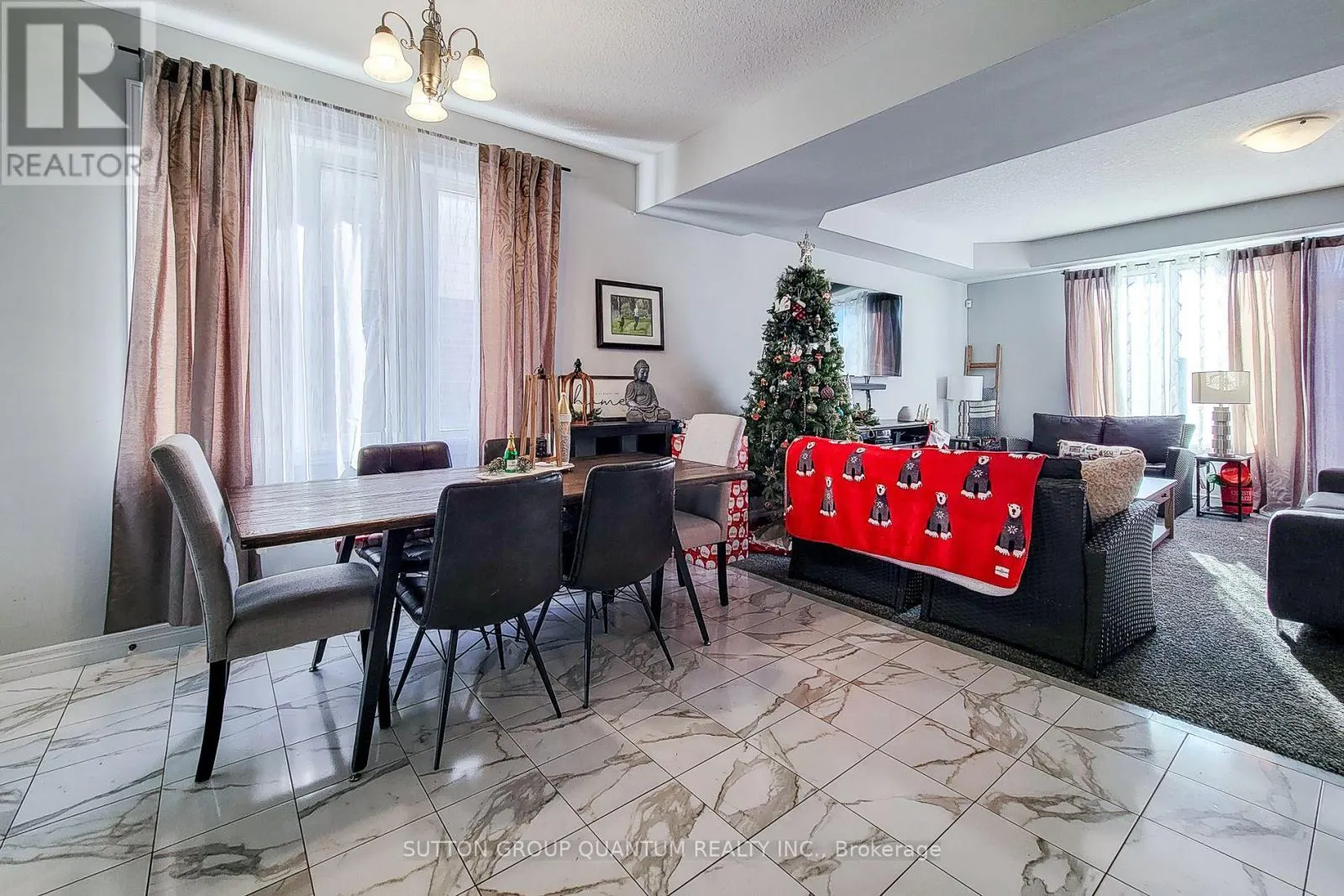 33 FAIRGROUNDS DRIVE