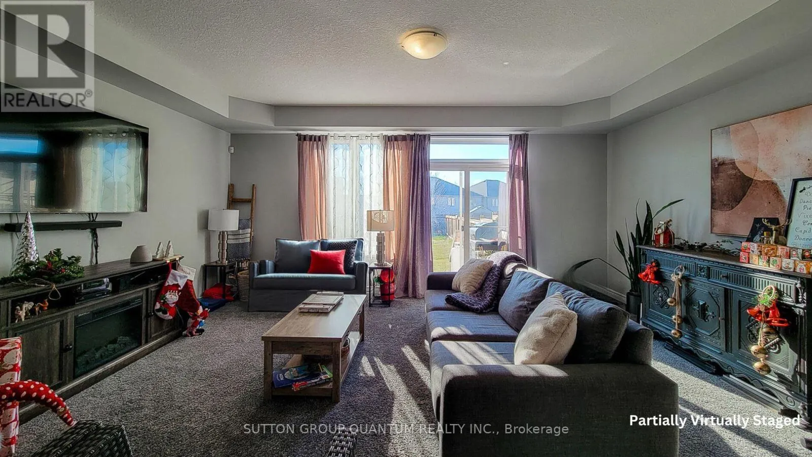 33 FAIRGROUNDS DRIVE