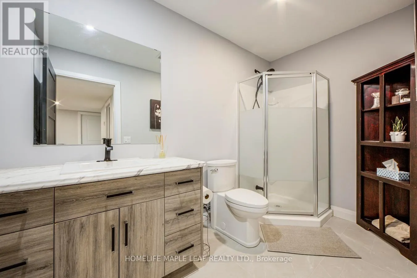 17 - 585437 COUNTY ROAD