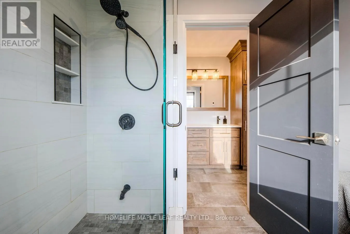 17 - 585437 COUNTY ROAD