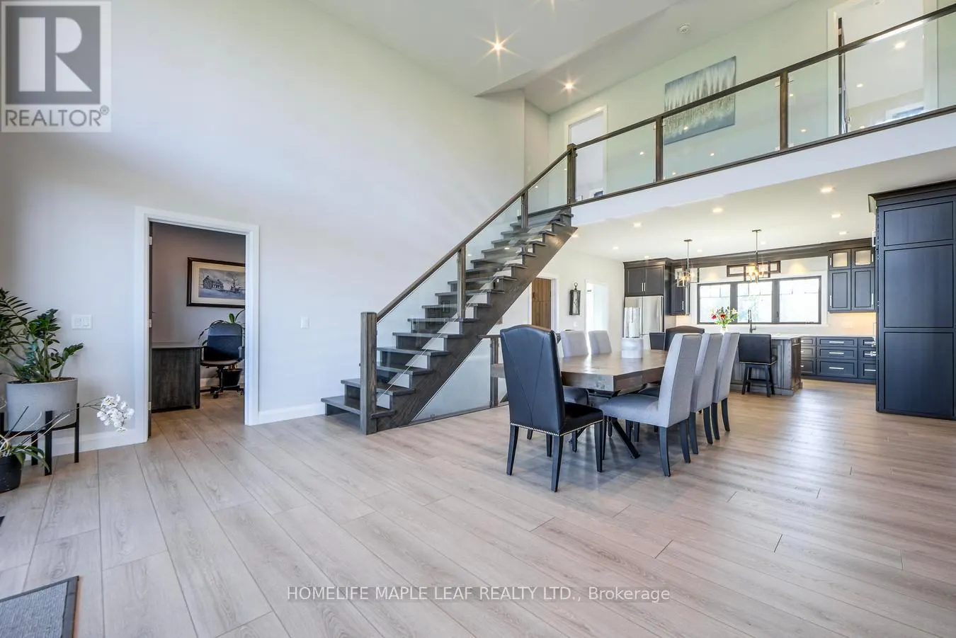 17 - 585437 COUNTY ROAD