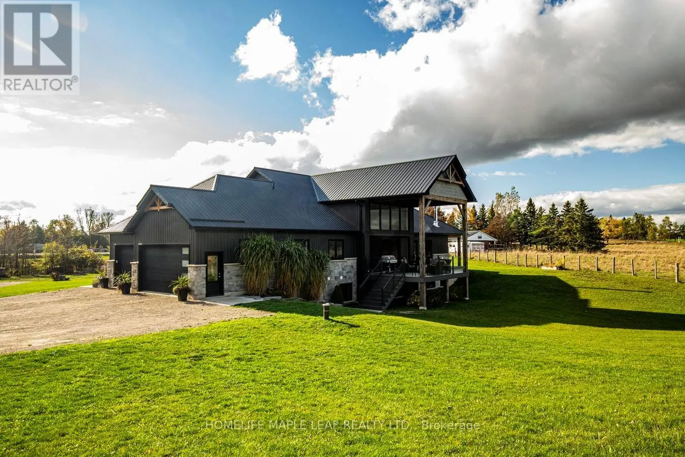 17 - 585437 COUNTY ROAD