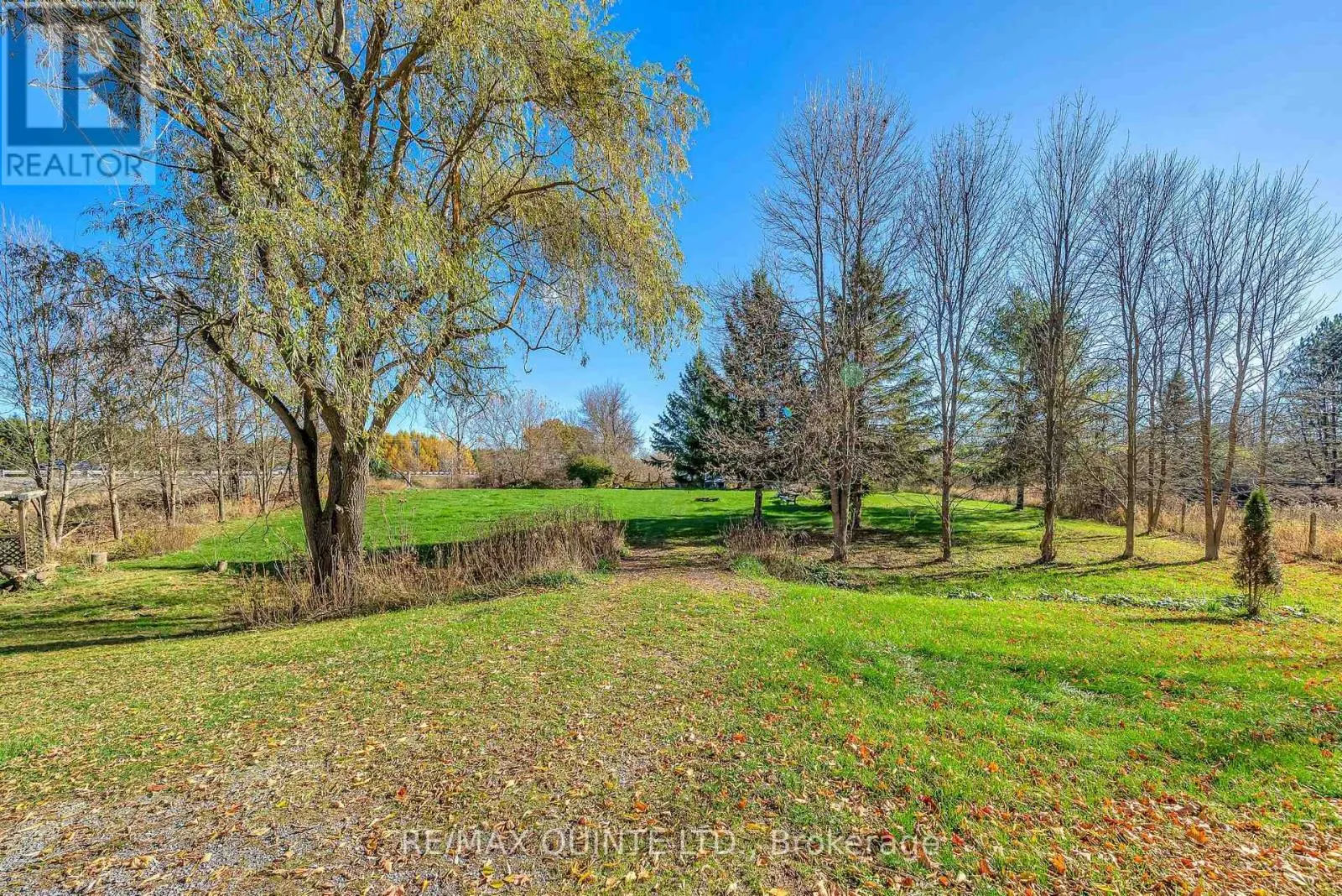 144 WELLINGTON STREET