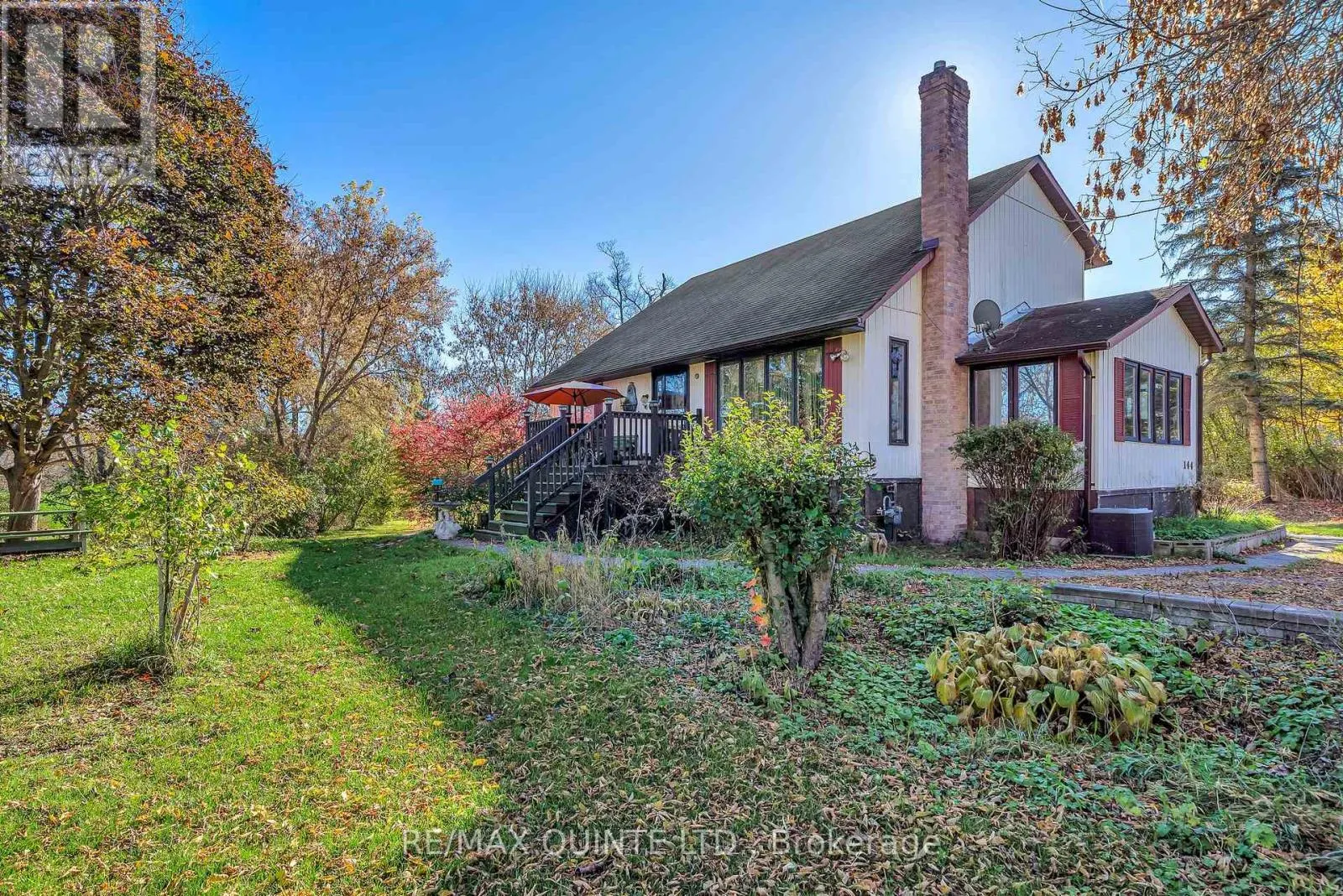 144 WELLINGTON STREET