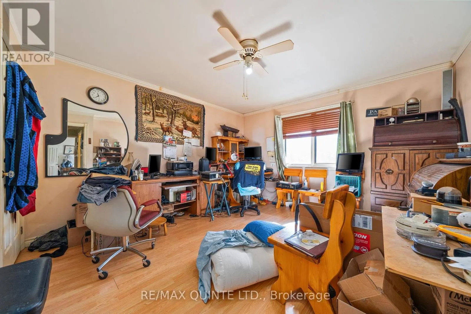 144 WELLINGTON STREET