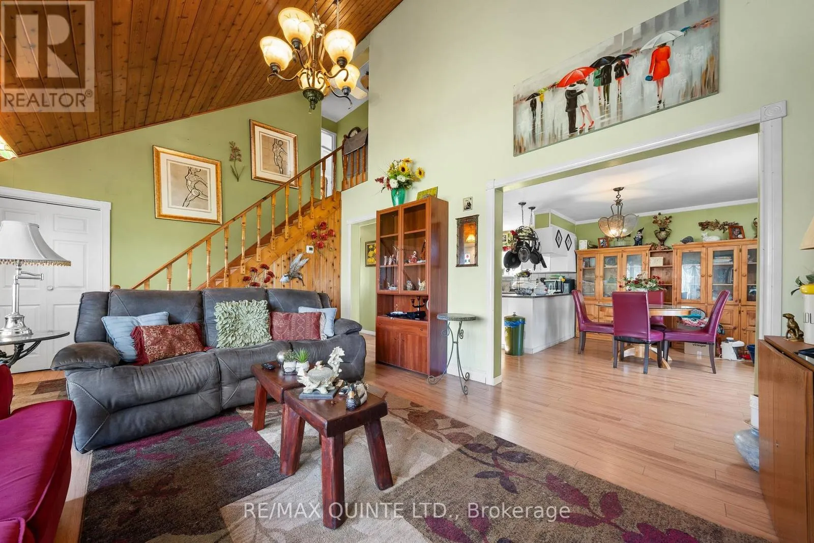 144 WELLINGTON STREET