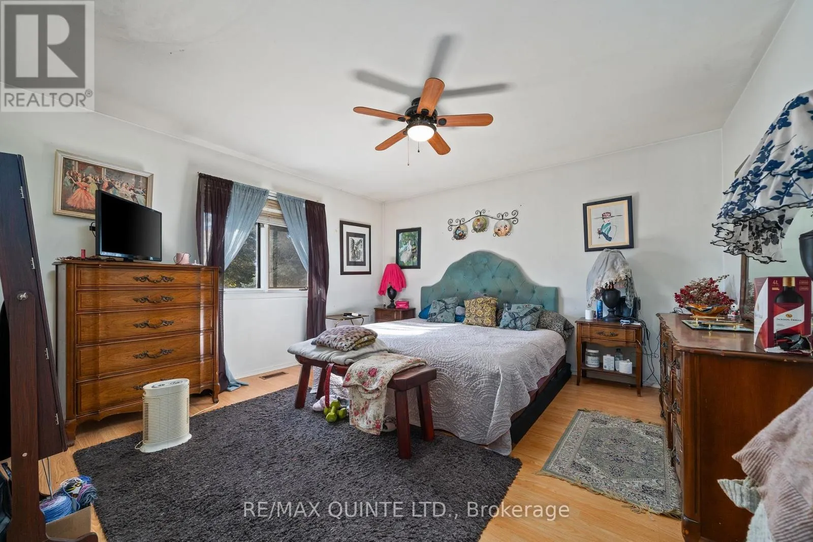 144 WELLINGTON STREET