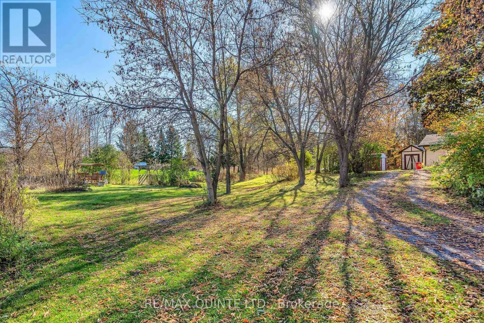 144 WELLINGTON STREET