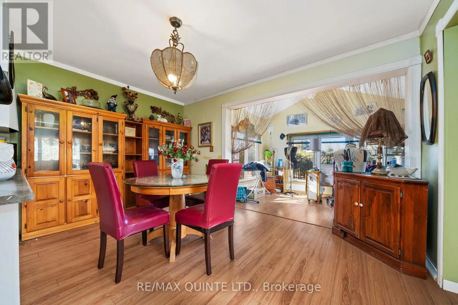 144 WELLINGTON STREET