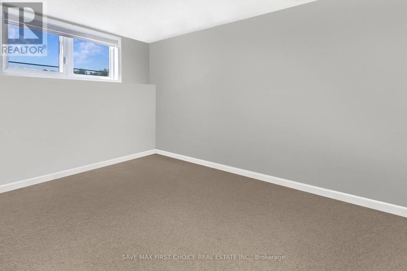 2070 WINSOME TERRACE