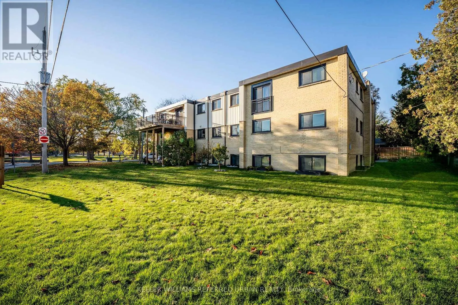 6 - 162 CHURCH STREET