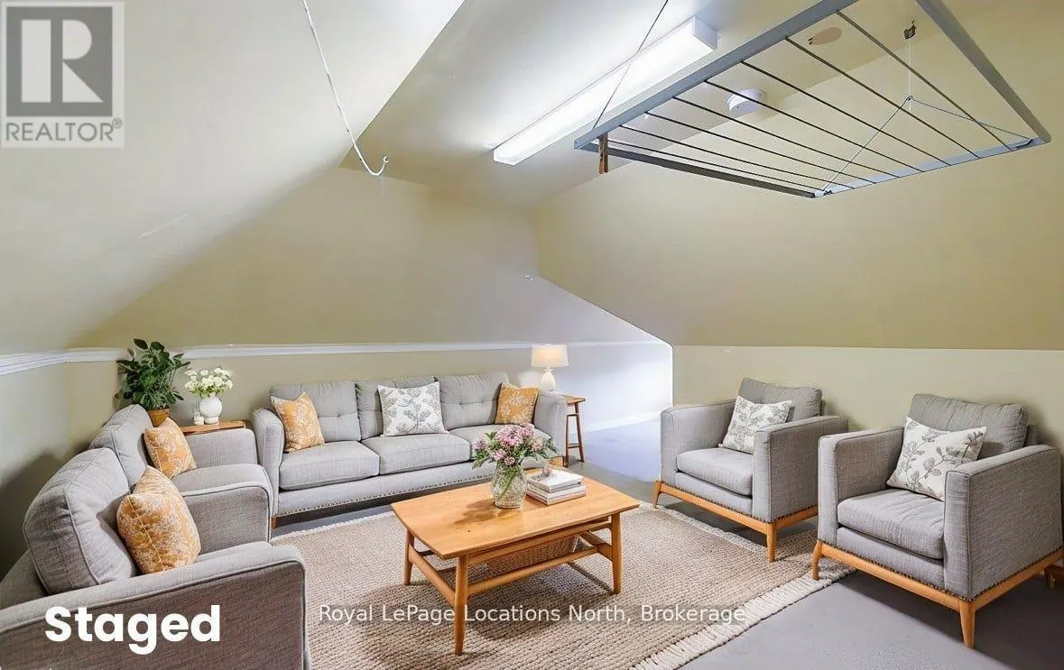 124 SYKES ST STREET S