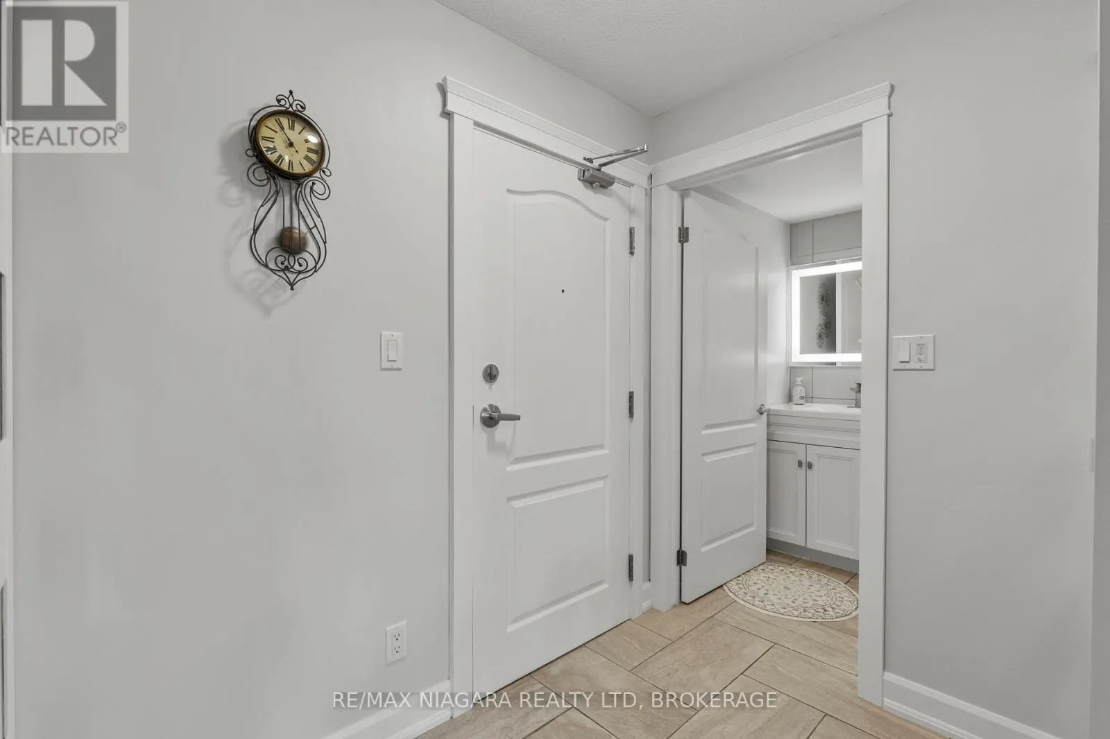 1304 - 330 PRINCE CHARLES DRIVE, #1304