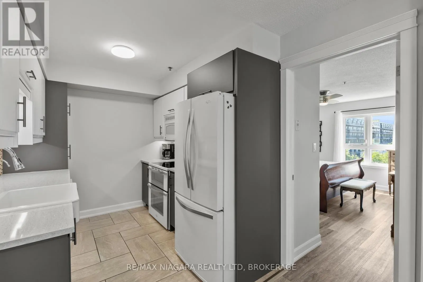 1304 - 330 PRINCE CHARLES DRIVE, #1304