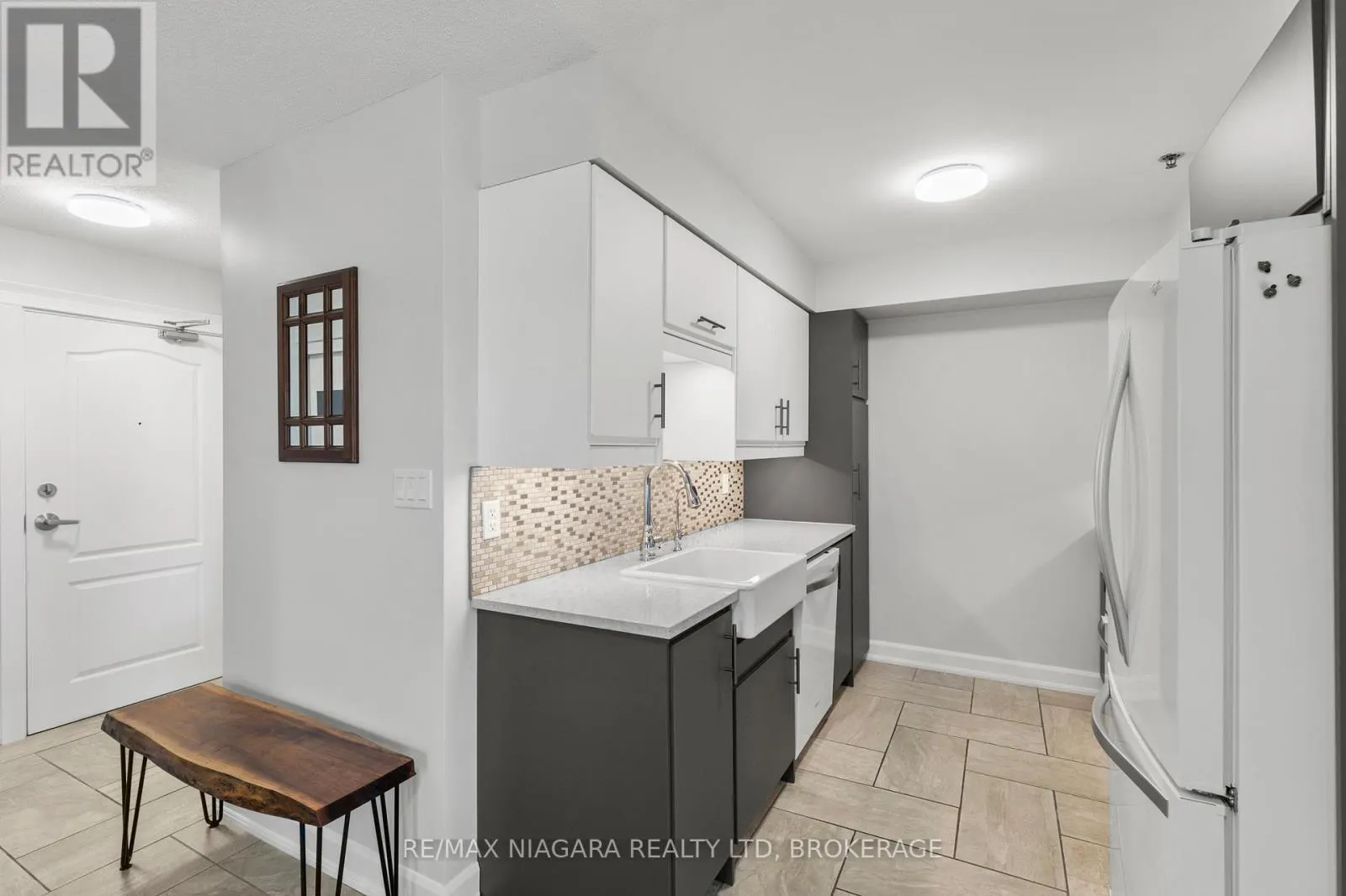 1304 - 330 PRINCE CHARLES DRIVE, #1304