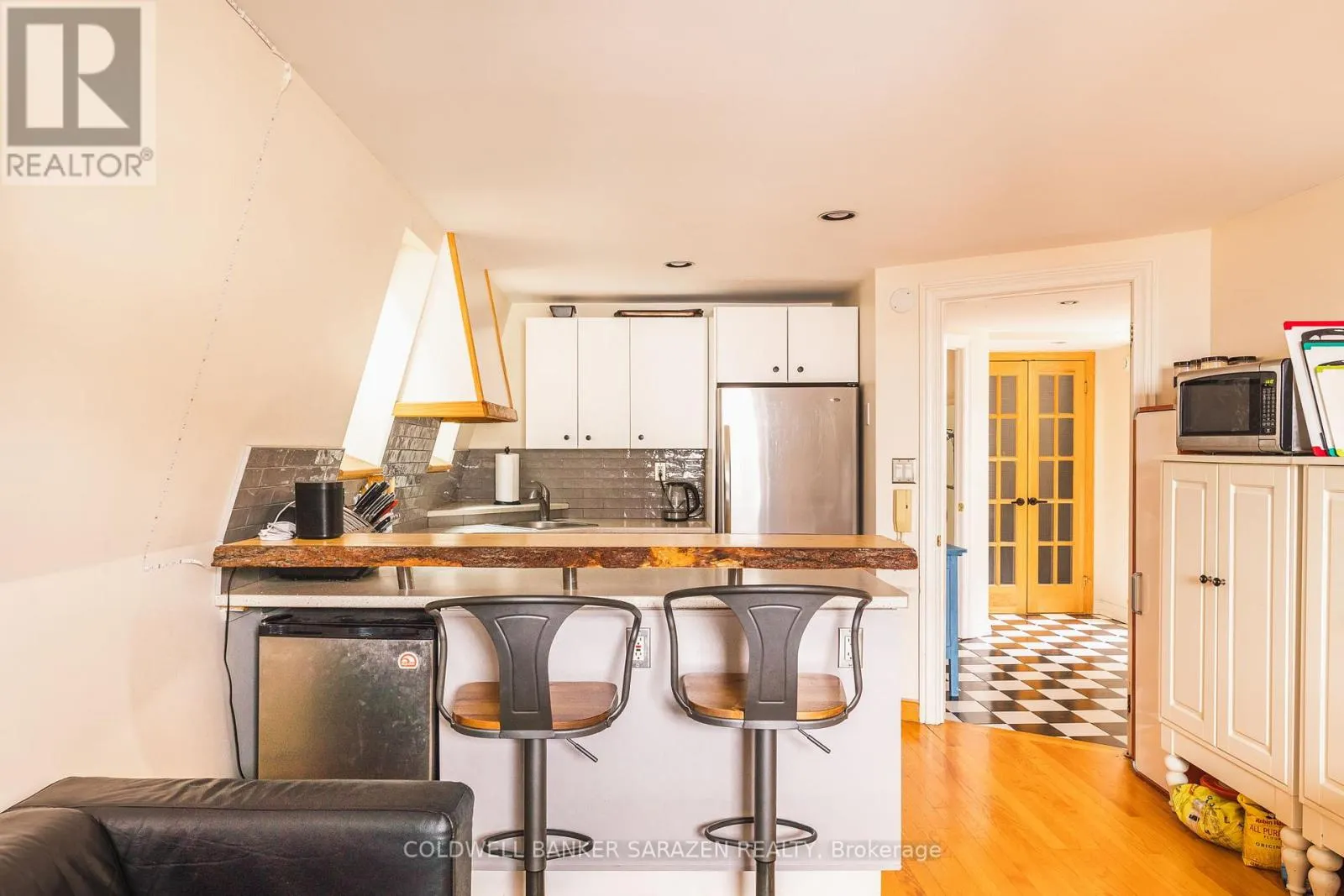 229 CHARLOTTE STREET