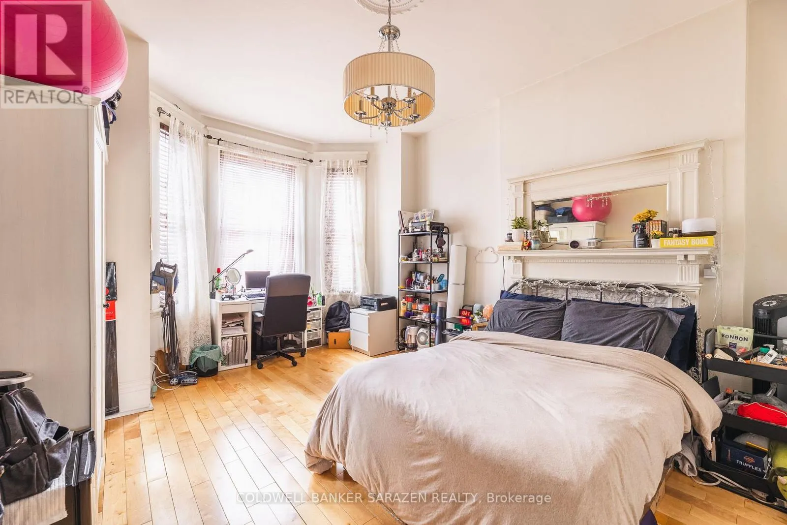 229 CHARLOTTE STREET