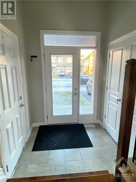 961 COBBLE HILL DRIVE