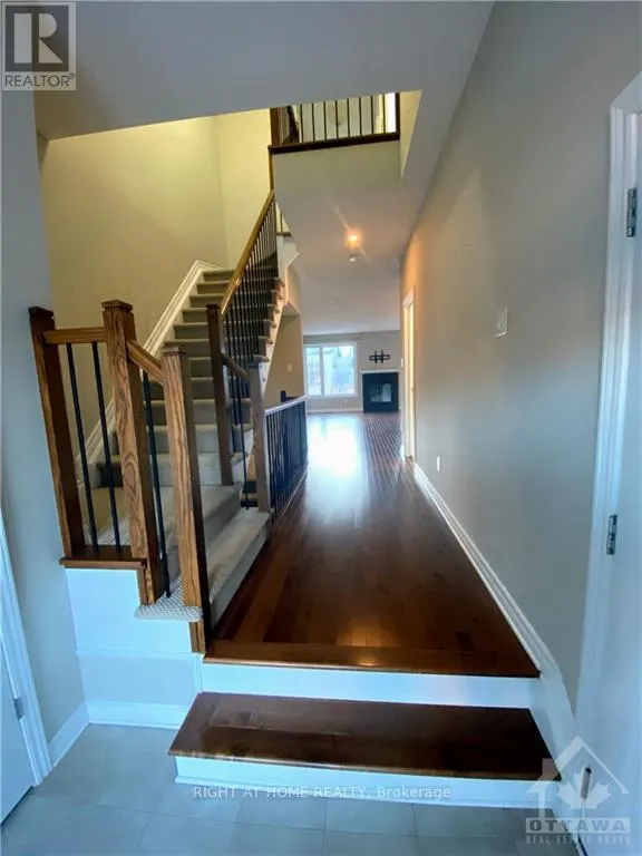 961 COBBLE HILL DRIVE