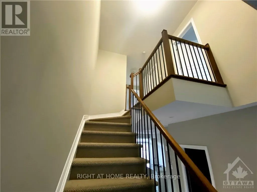 961 COBBLE HILL DRIVE