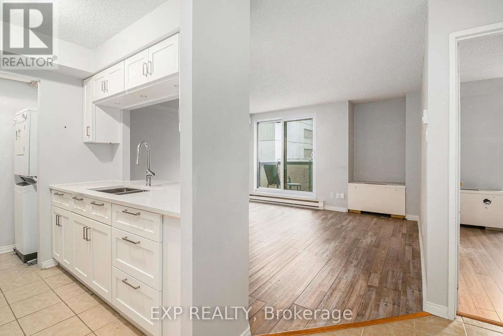 1402 - 199 KENT STREET