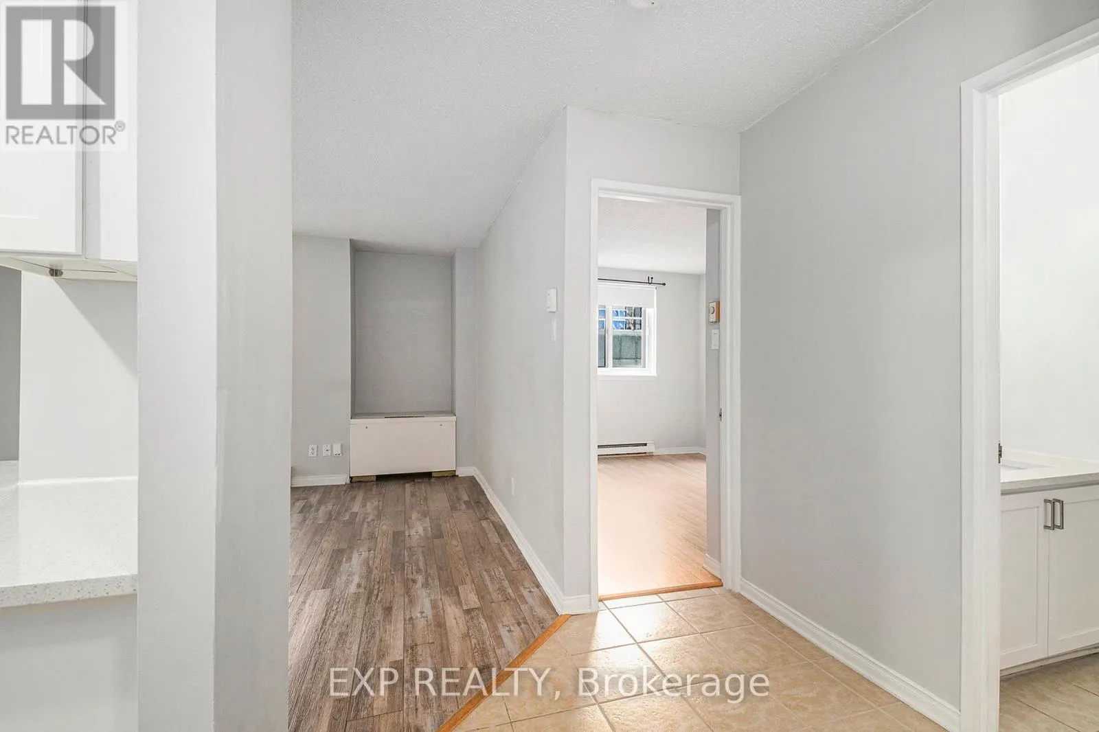 1402 - 199 KENT STREET