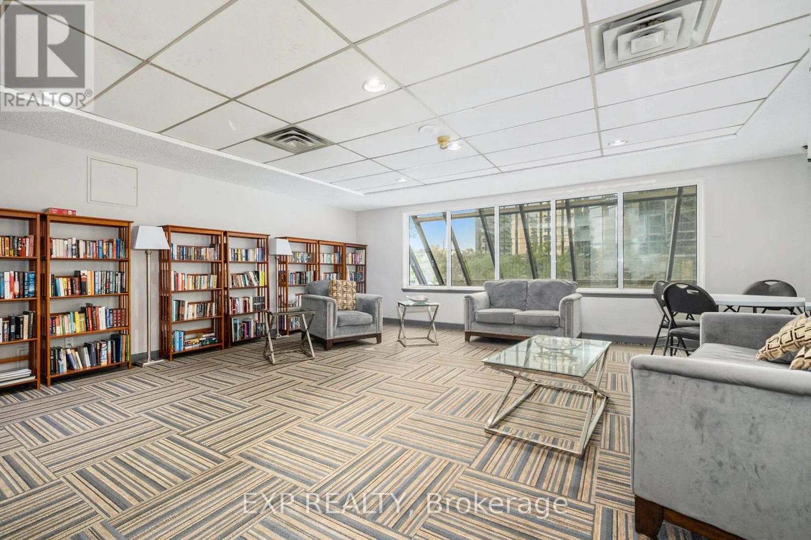 1402 - 199 KENT STREET