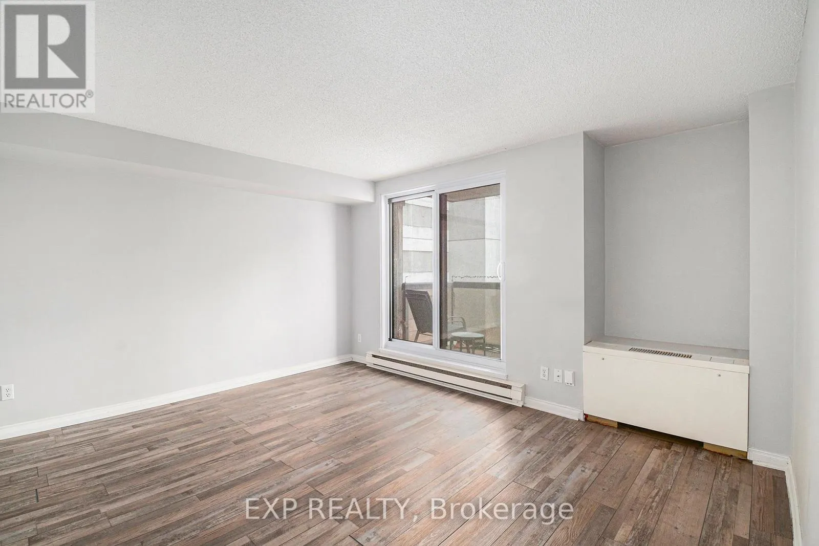 1402 - 199 KENT STREET