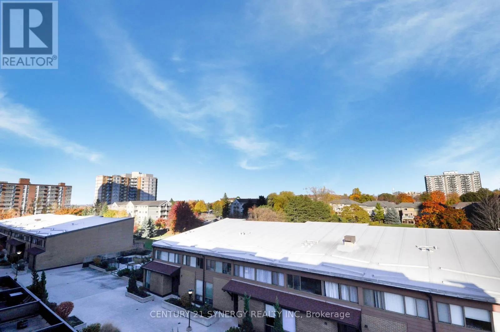 631 - 515 ST LAURENT BOULEVARD