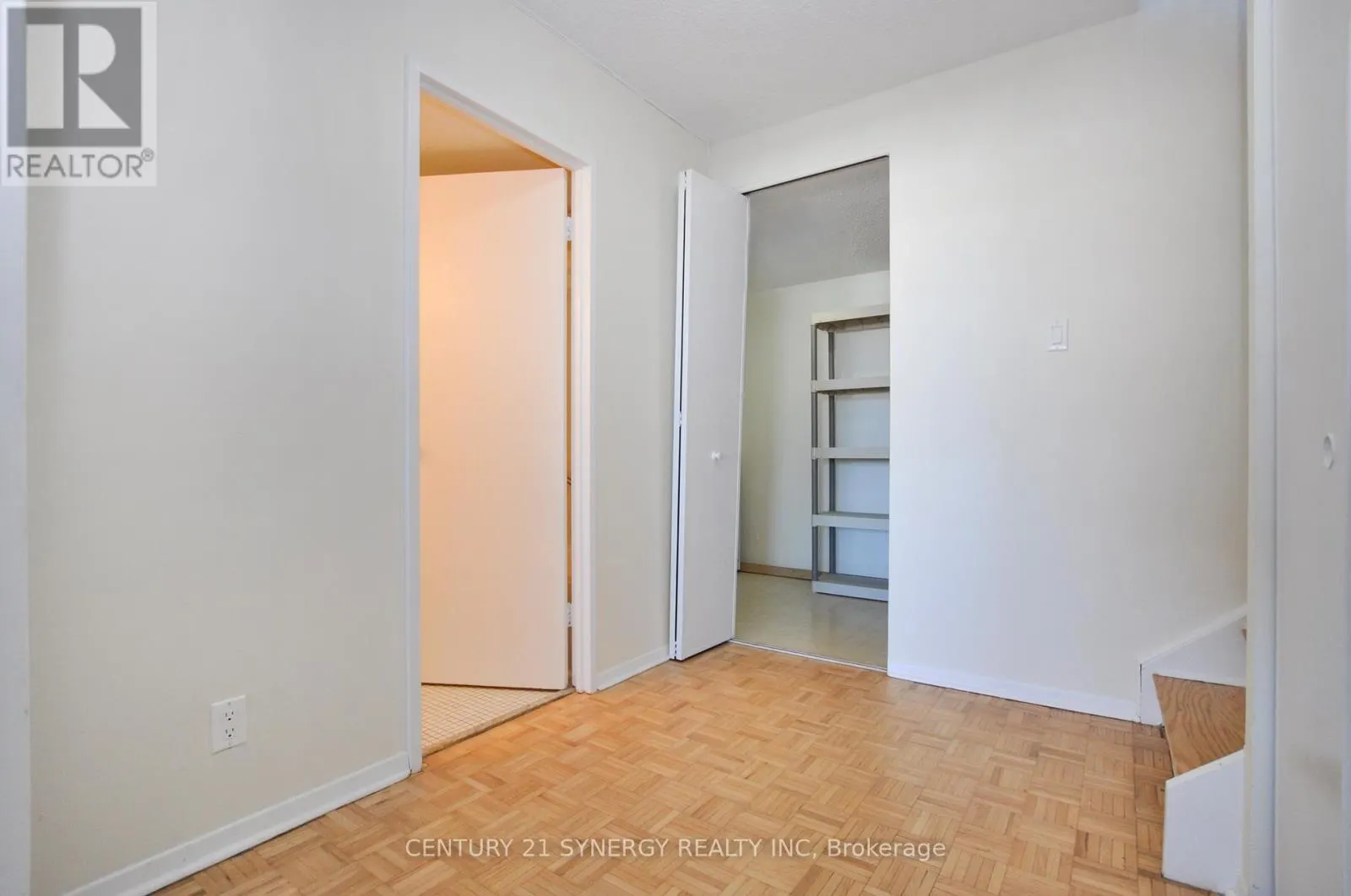 631 - 515 ST LAURENT BOULEVARD