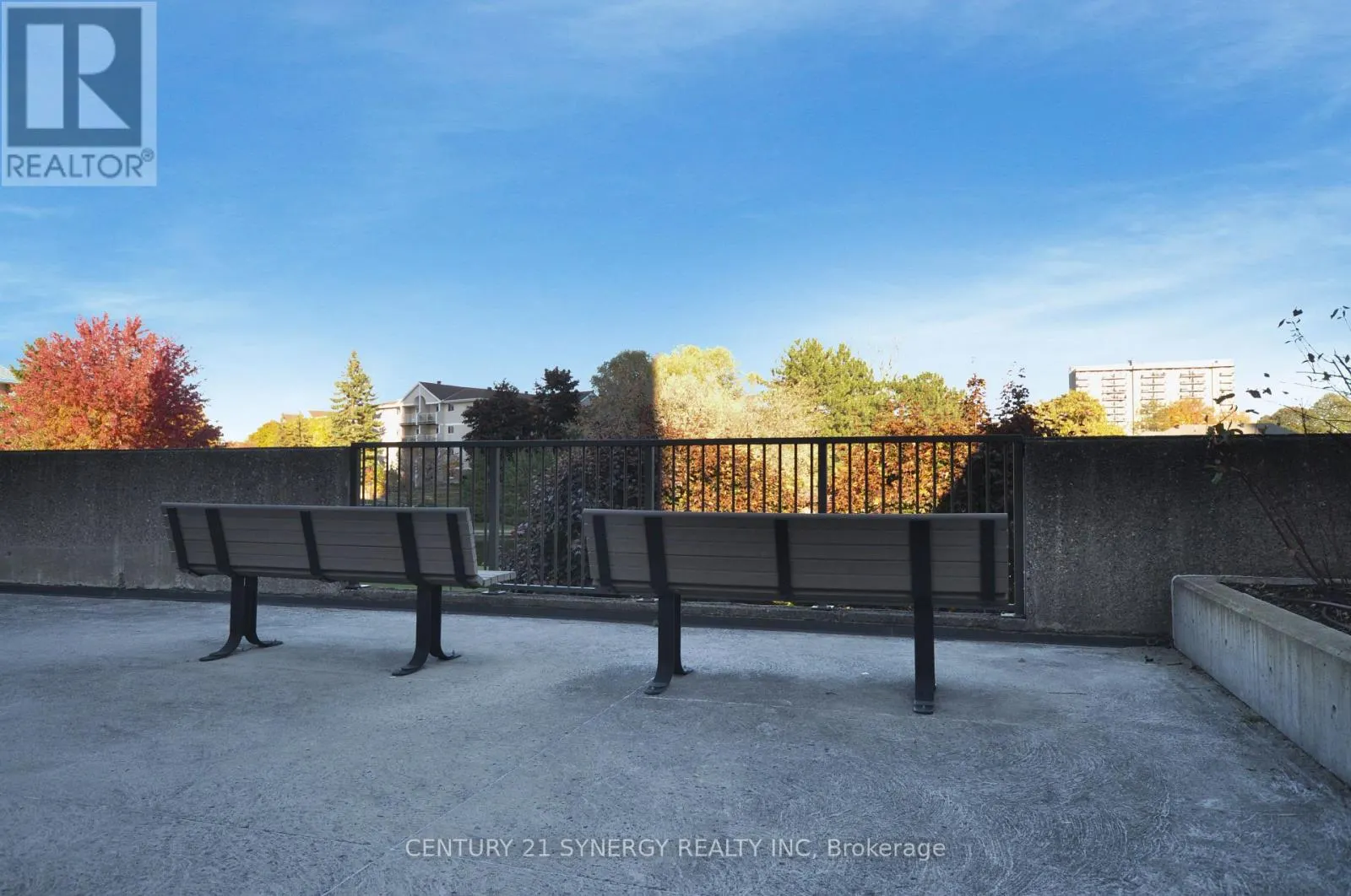 631 - 515 ST LAURENT BOULEVARD