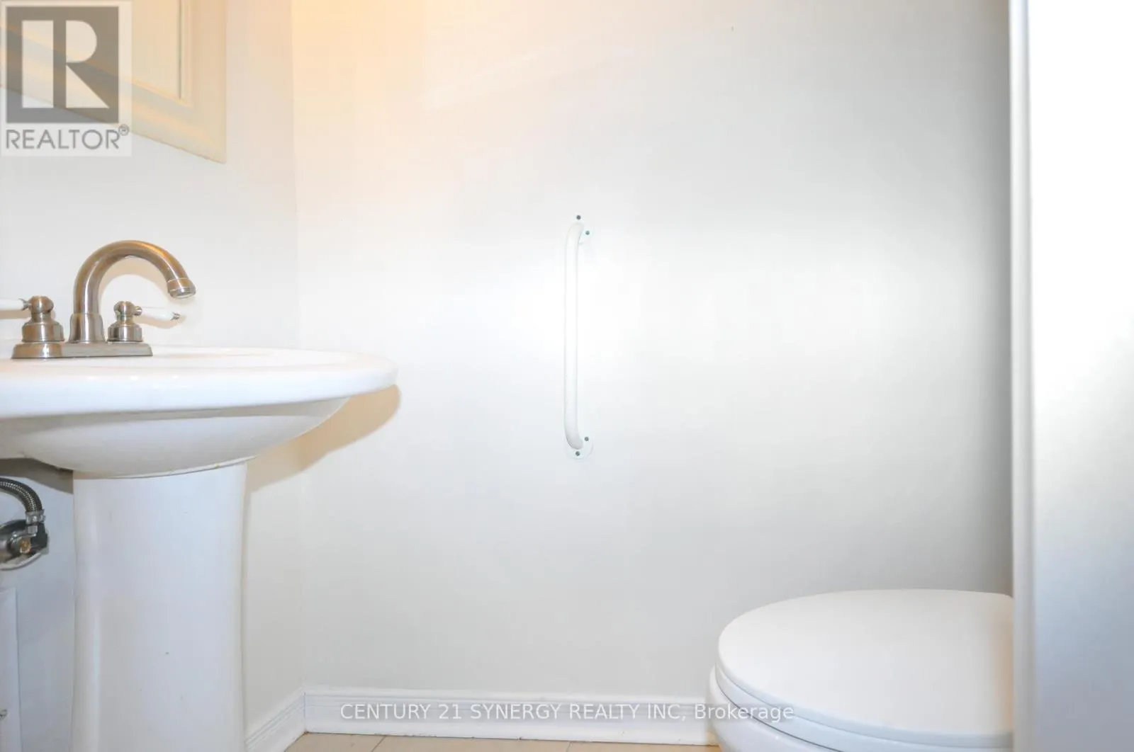 631 - 515 ST LAURENT BOULEVARD