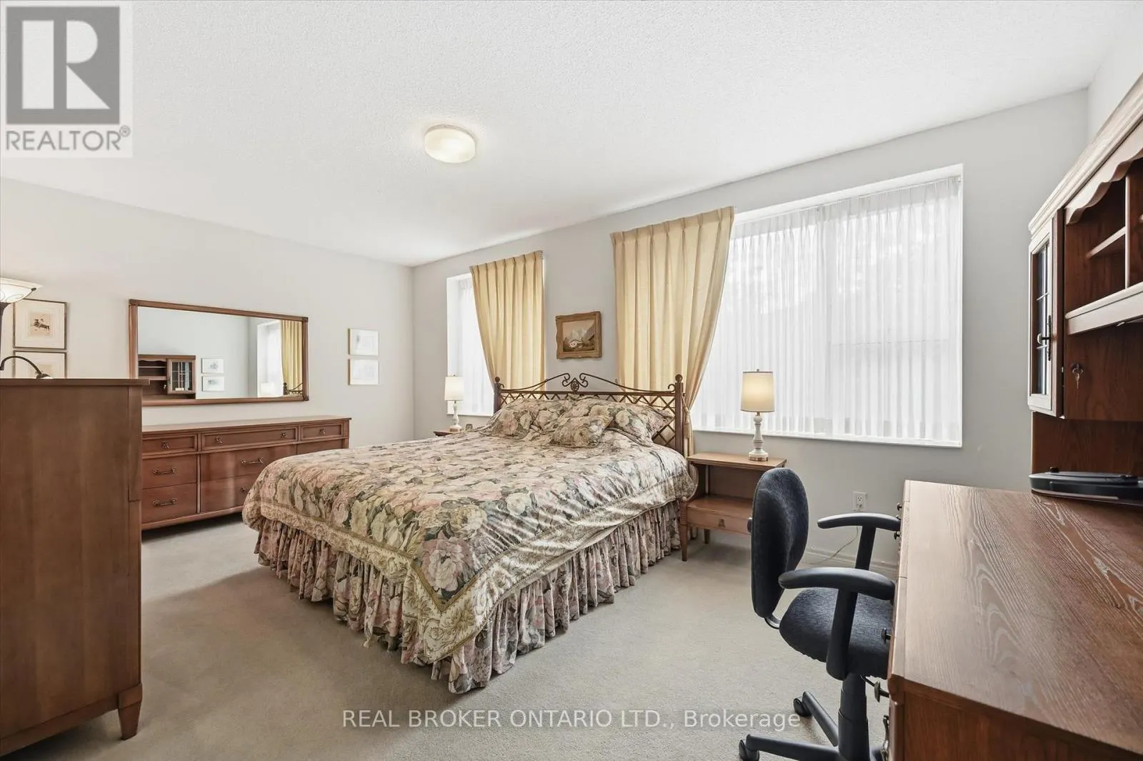 207 - 77 GOVERNORS ROAD