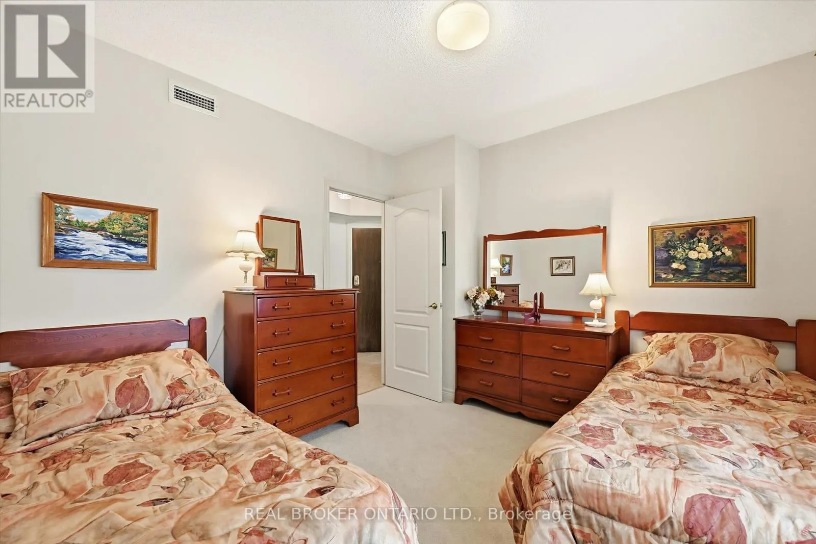 207 - 77 GOVERNORS ROAD