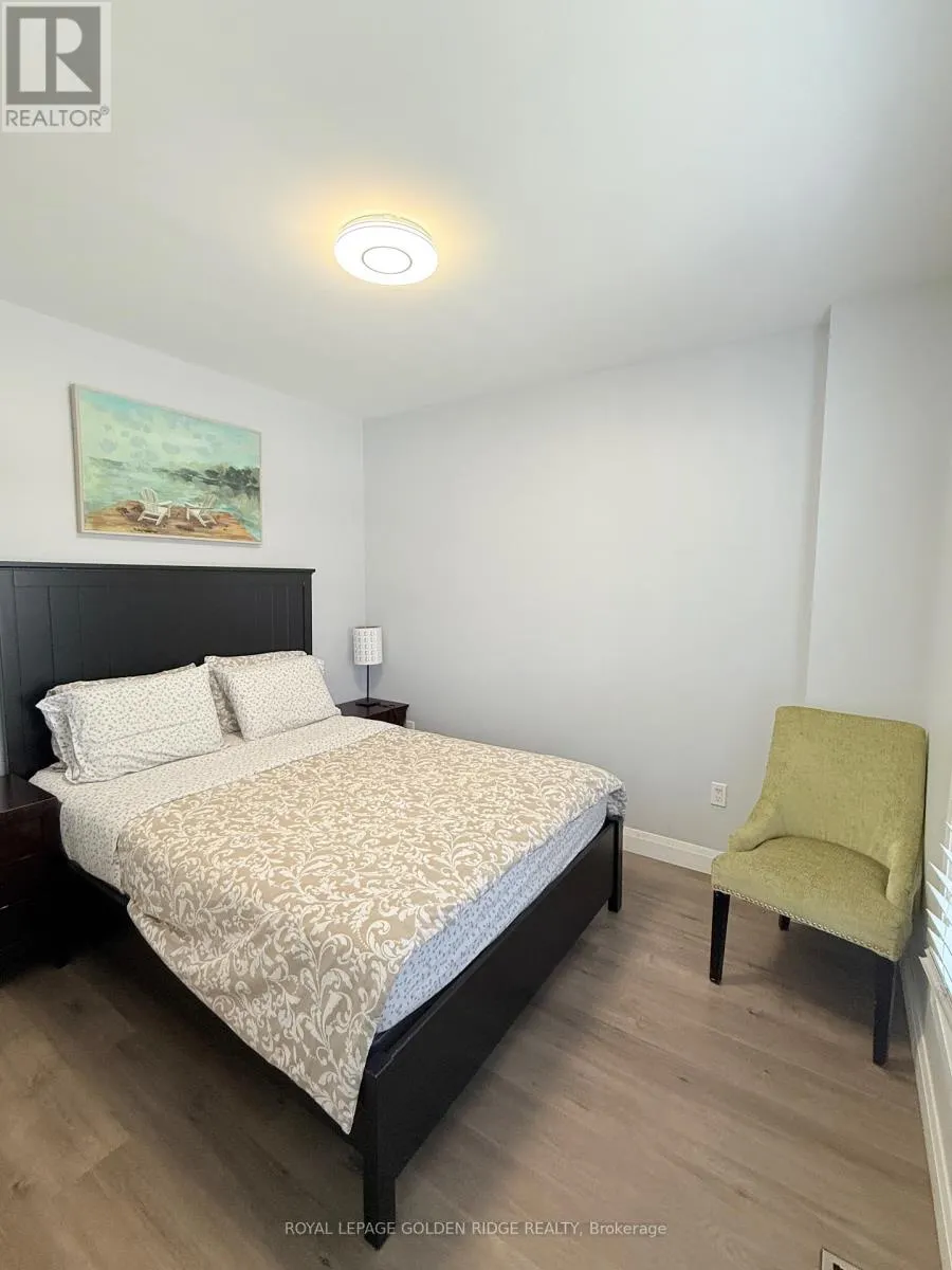 4577 VICTORIA AVENUE