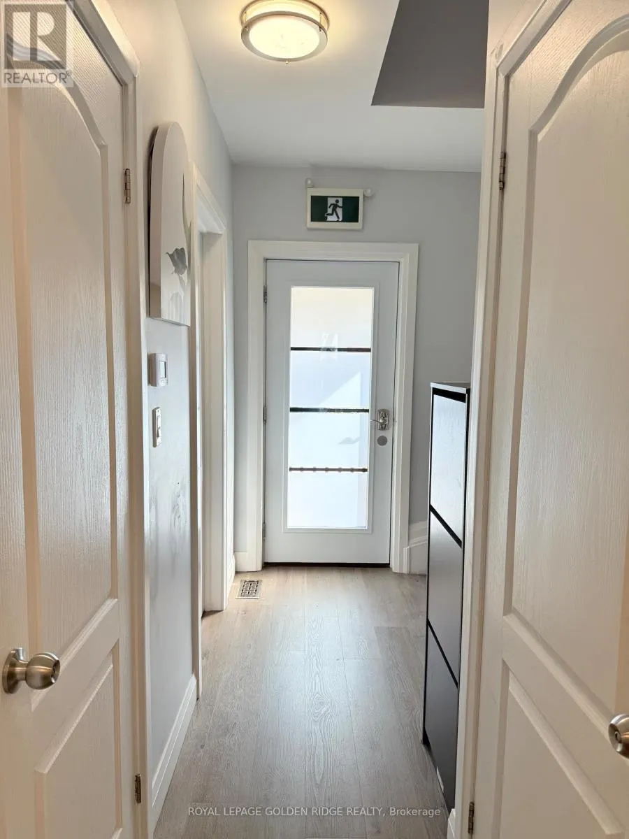 4577 VICTORIA AVENUE