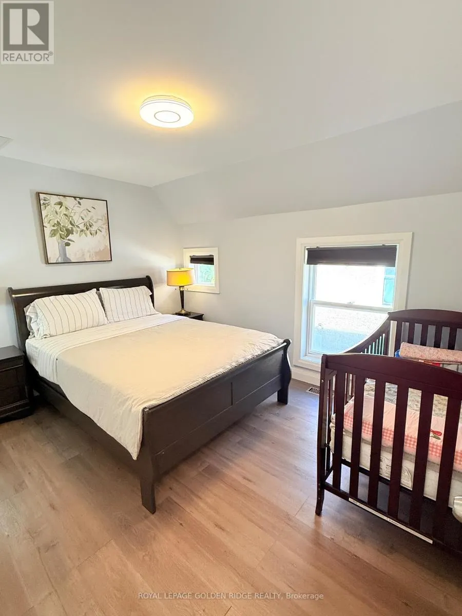 4577 VICTORIA AVENUE