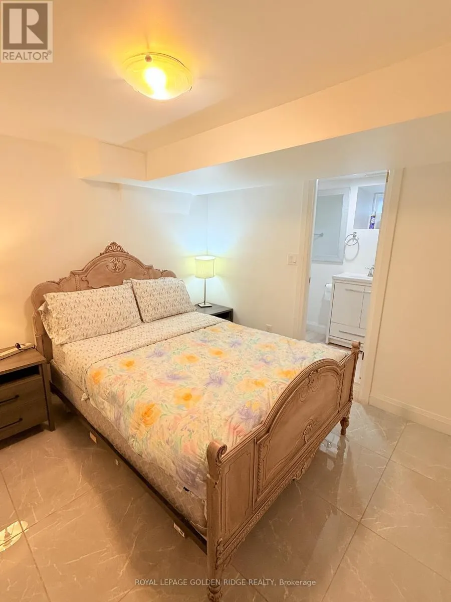 4577 VICTORIA AVENUE