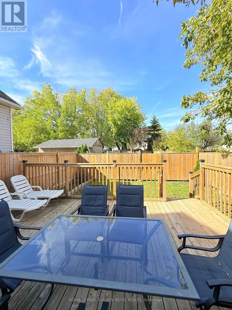 4577 VICTORIA AVENUE